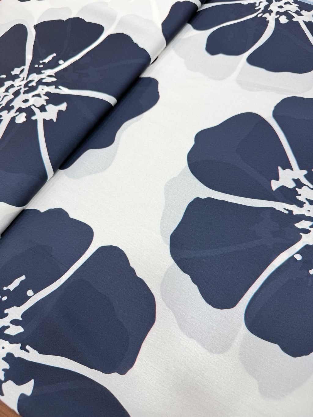 Midnight Bloom Floral Print | 2502062
